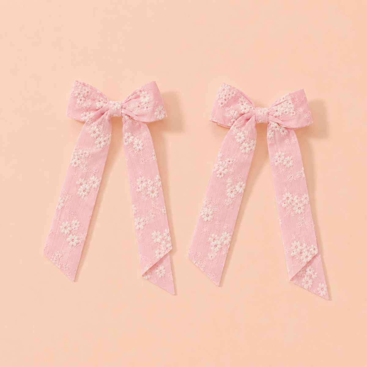 Broderade rosetter med band – 2-pack